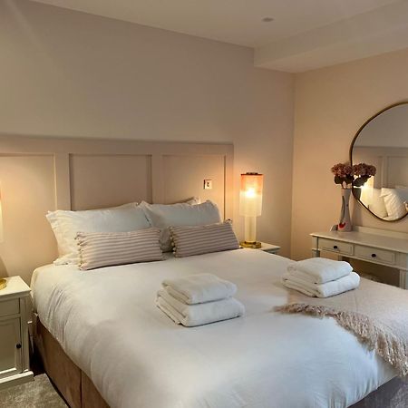 יורק The Pink Palace At Ryedale House מראה חיצוני תמונה