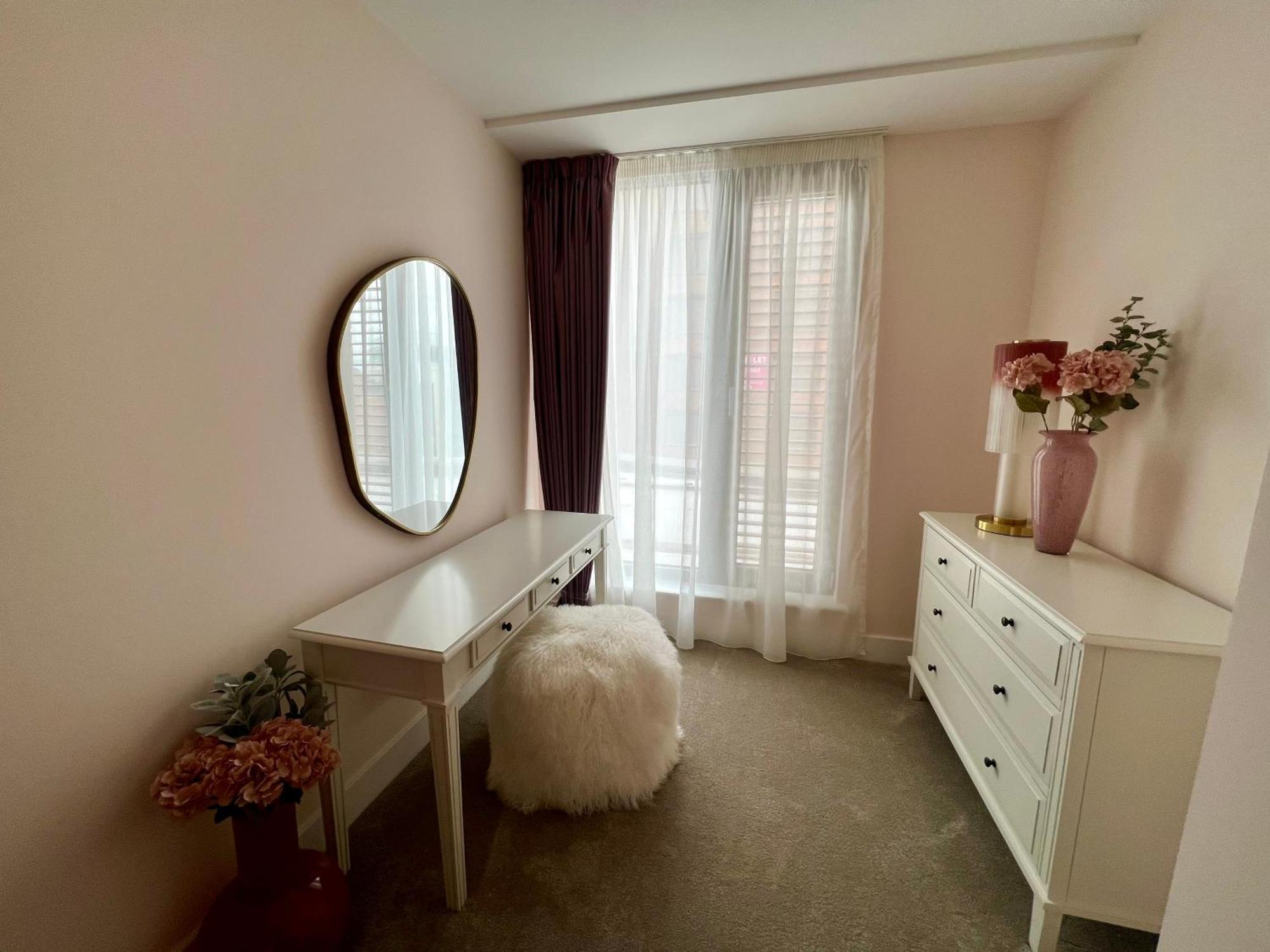 יורק The Pink Palace At Ryedale House מראה חיצוני תמונה